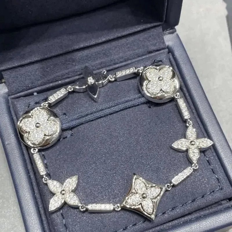 Louis Vuitton Bracelet Floral Printed