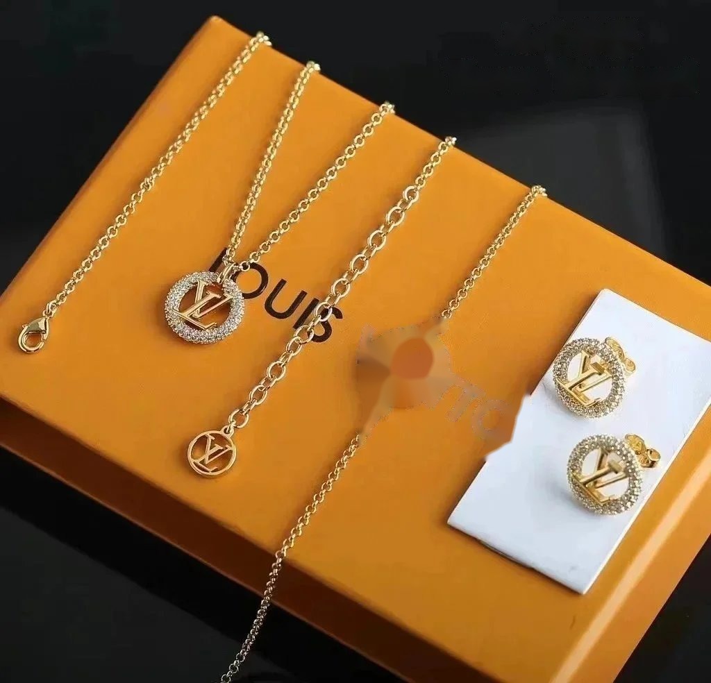 Louis Vuitton By Night Necklace Diamond-Set